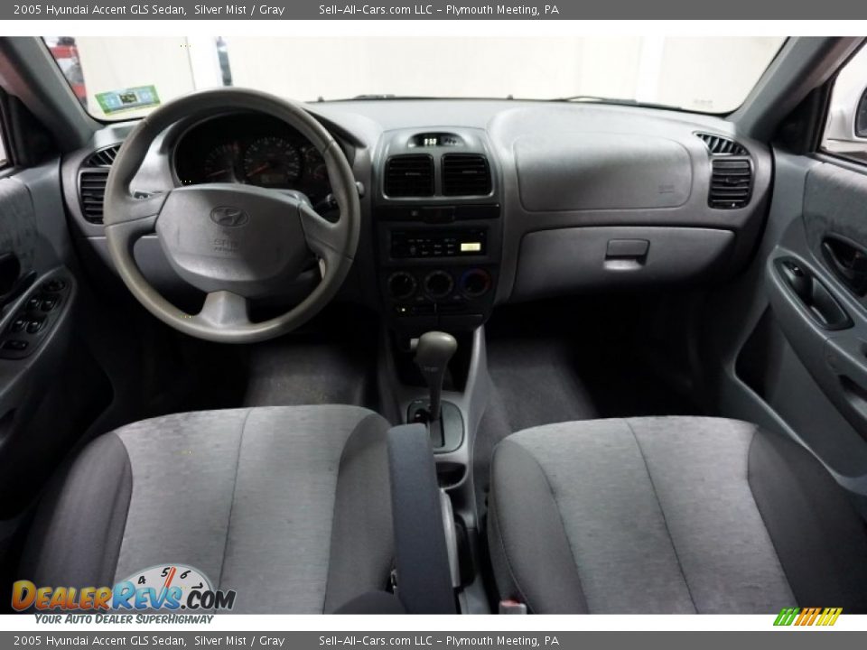 2005 Hyundai Accent GLS Sedan Silver Mist / Gray Photo #26