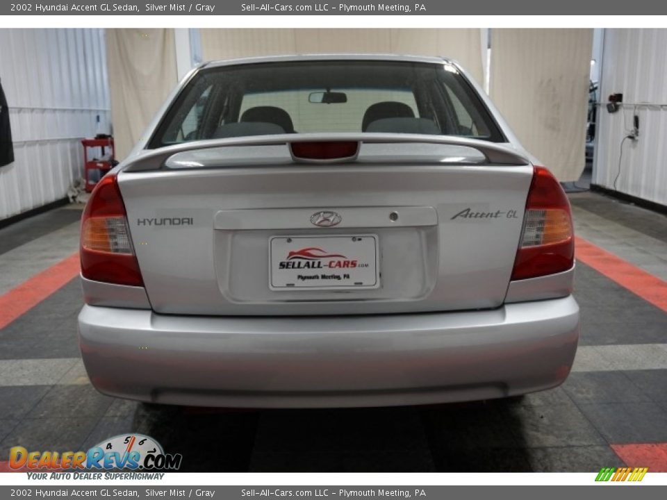2002 Hyundai Accent GL Sedan Silver Mist / Gray Photo #9