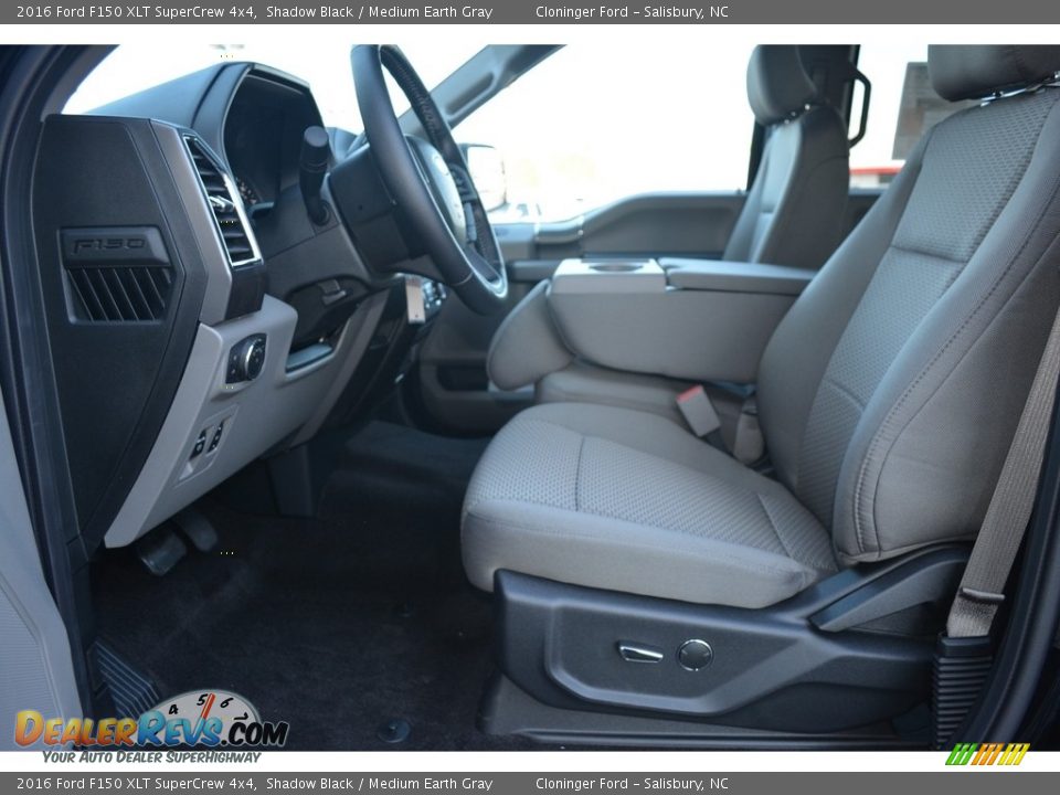 2016 Ford F150 XLT SuperCrew 4x4 Shadow Black / Medium Earth Gray Photo #8