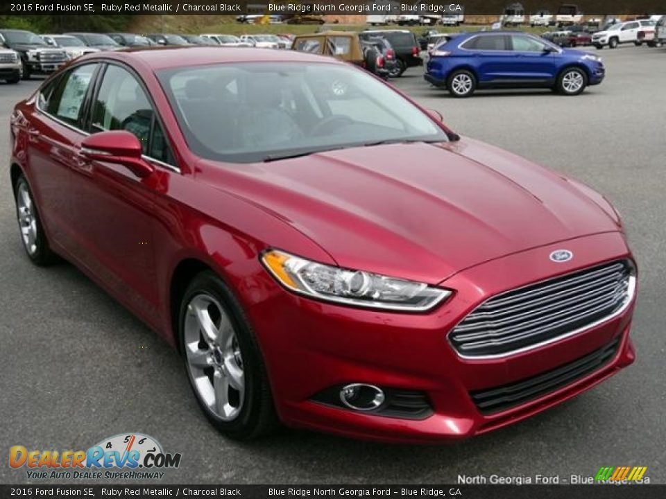 2016 Ford Fusion SE Ruby Red Metallic / Charcoal Black Photo #7