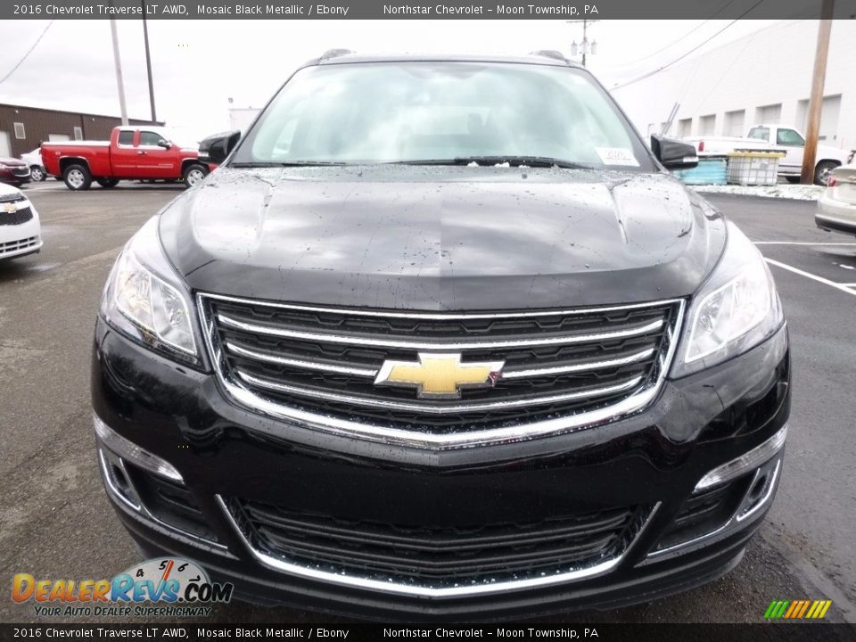 2016 Chevrolet Traverse LT AWD Mosaic Black Metallic / Ebony Photo #2