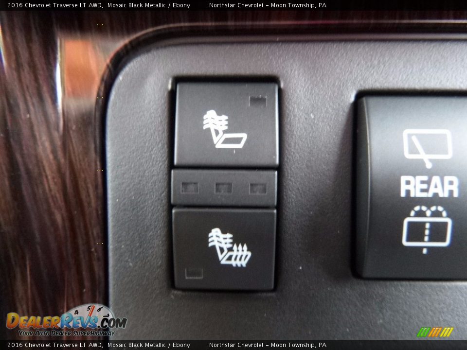 2016 Chevrolet Traverse LT AWD Mosaic Black Metallic / Ebony Photo #18