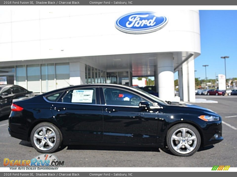 2016 Ford Fusion SE Shadow Black / Charcoal Black Photo #2