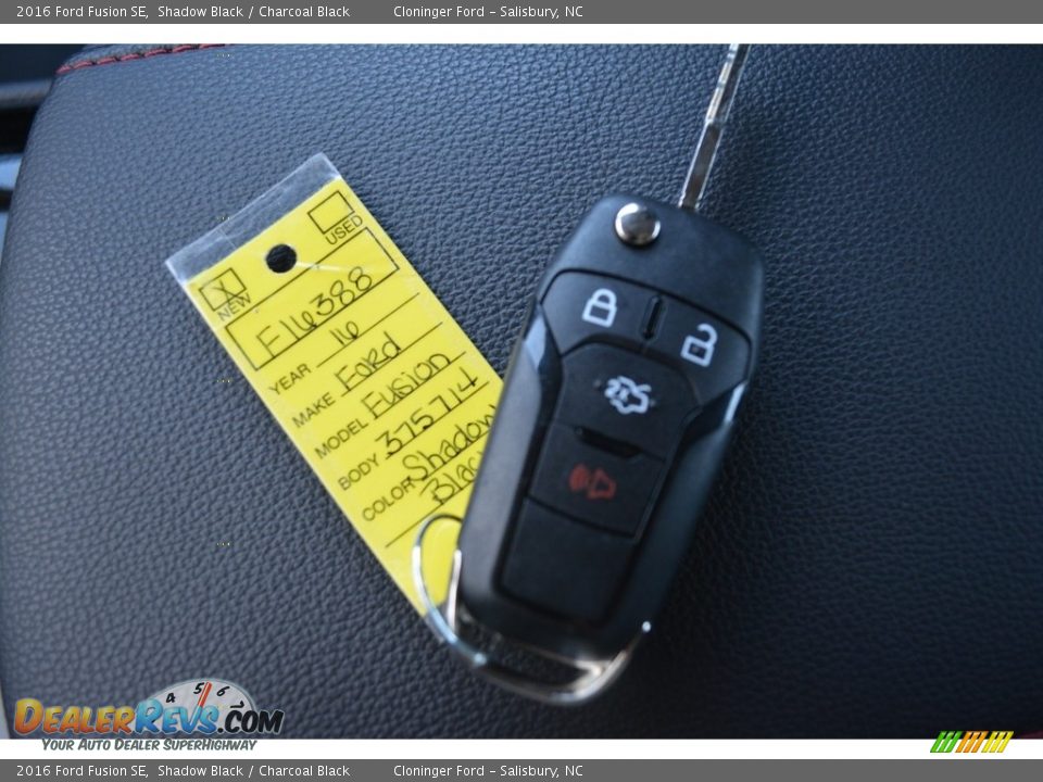 2016 Ford Fusion SE Shadow Black / Charcoal Black Photo #17