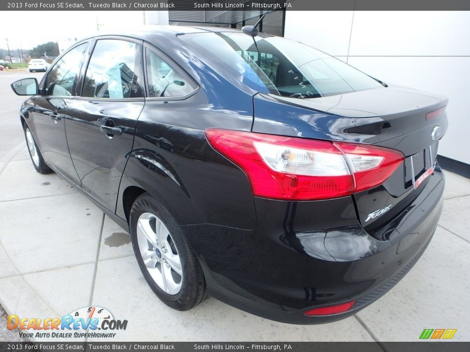 2013 Ford Focus SE Sedan Tuxedo Black / Charcoal Black Photo #3