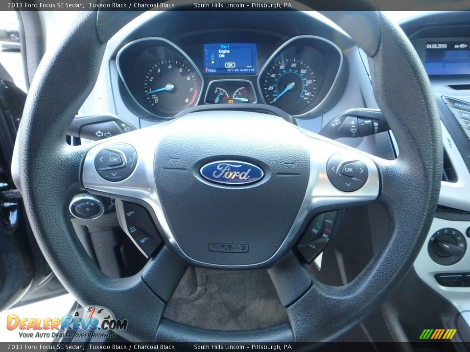 2013 Ford Focus SE Sedan Tuxedo Black / Charcoal Black Photo #22