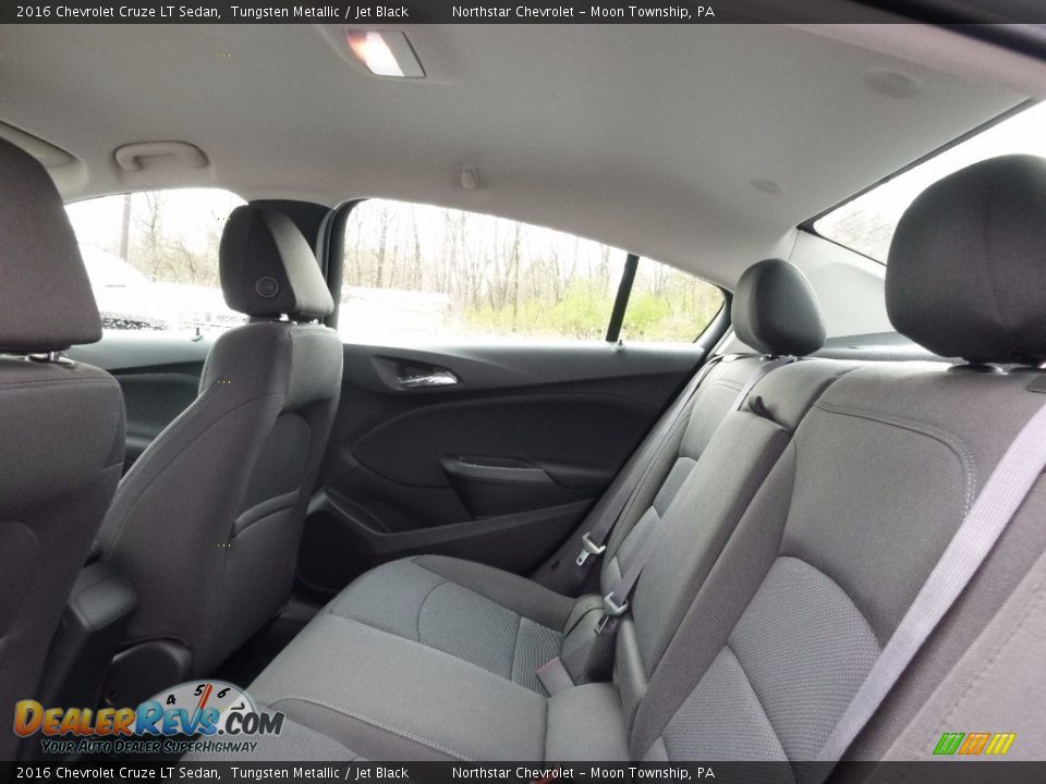 2016 Chevrolet Cruze LT Sedan Tungsten Metallic / Jet Black Photo #11