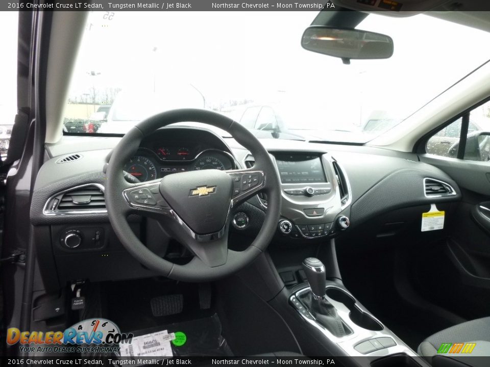 2016 Chevrolet Cruze LT Sedan Tungsten Metallic / Jet Black Photo #12