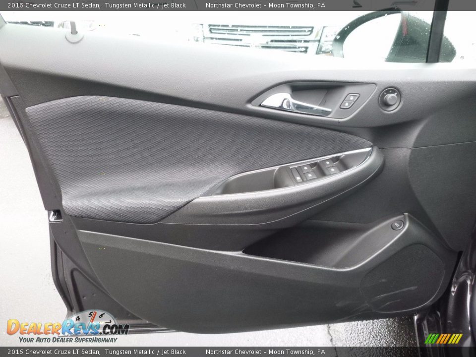 2016 Chevrolet Cruze LT Sedan Tungsten Metallic / Jet Black Photo #13