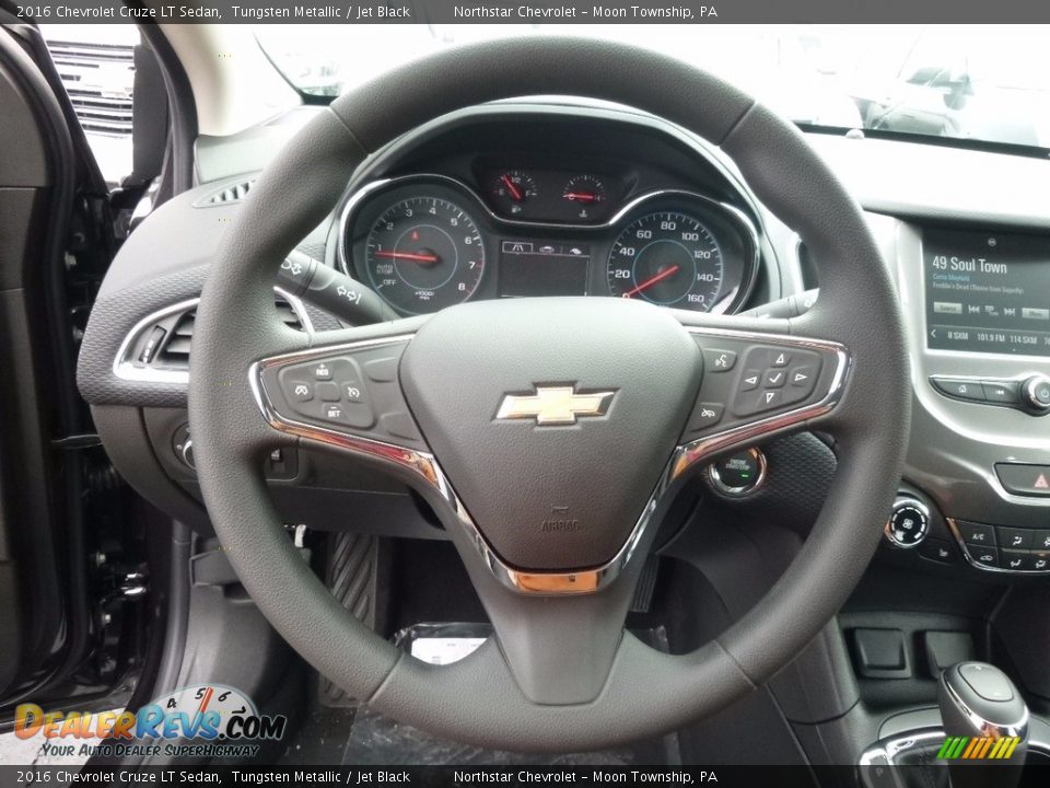 2016 Chevrolet Cruze LT Sedan Tungsten Metallic / Jet Black Photo #16