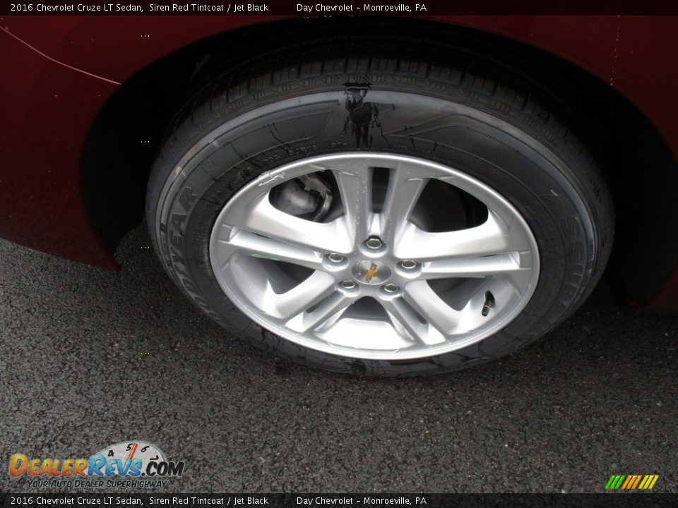 2016 Chevrolet Cruze LT Sedan Siren Red Tintcoat / Jet Black Photo #3