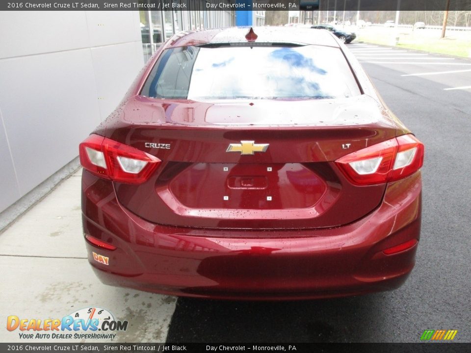 2016 Chevrolet Cruze LT Sedan Siren Red Tintcoat / Jet Black Photo #5