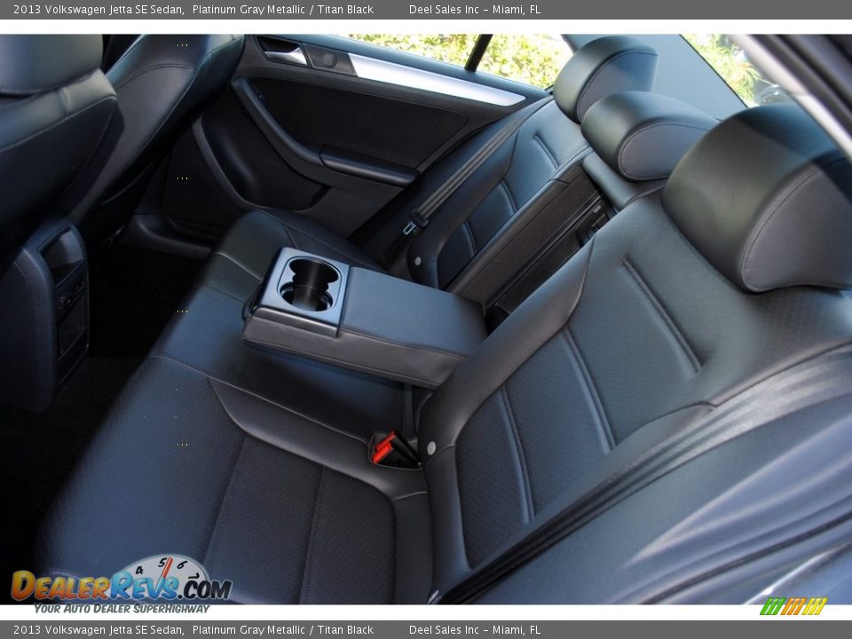 2013 Volkswagen Jetta SE Sedan Platinum Gray Metallic / Titan Black Photo #12