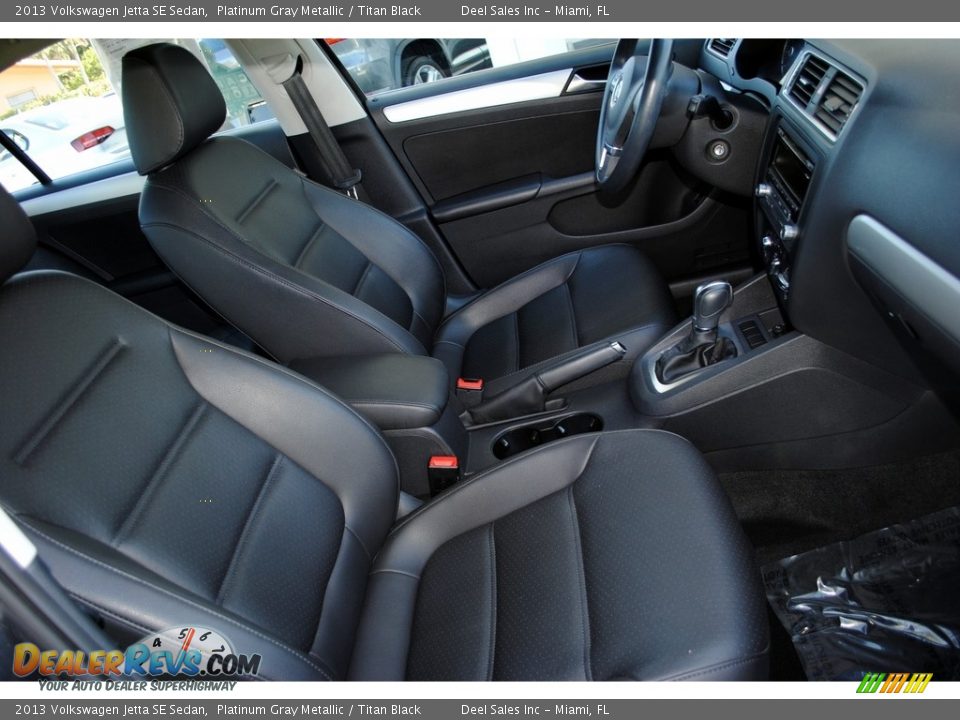 2013 Volkswagen Jetta SE Sedan Platinum Gray Metallic / Titan Black Photo #19