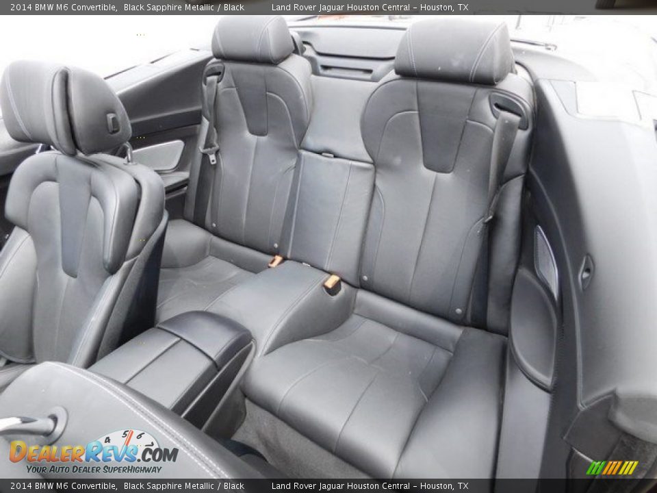 Rear Seat of 2014 BMW M6 Convertible Photo #15