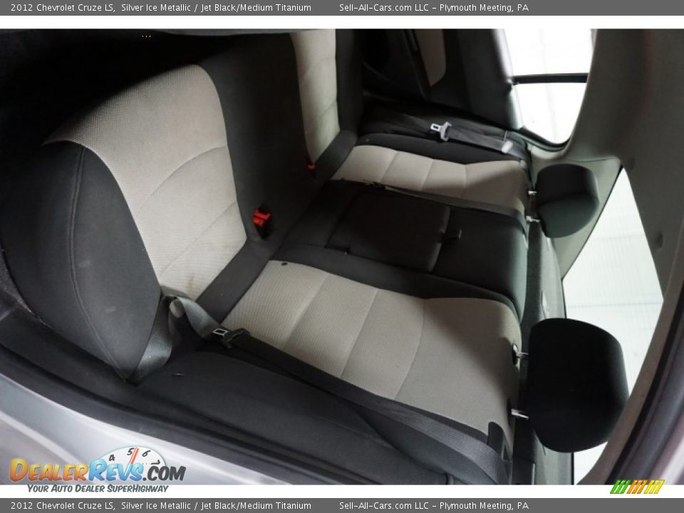 2012 Chevrolet Cruze LS Silver Ice Metallic / Jet Black/Medium Titanium Photo #22