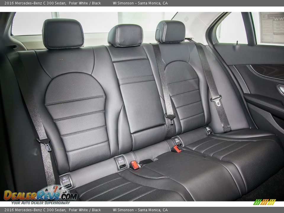 2016 Mercedes-Benz C 300 Sedan Polar White / Black Photo #2