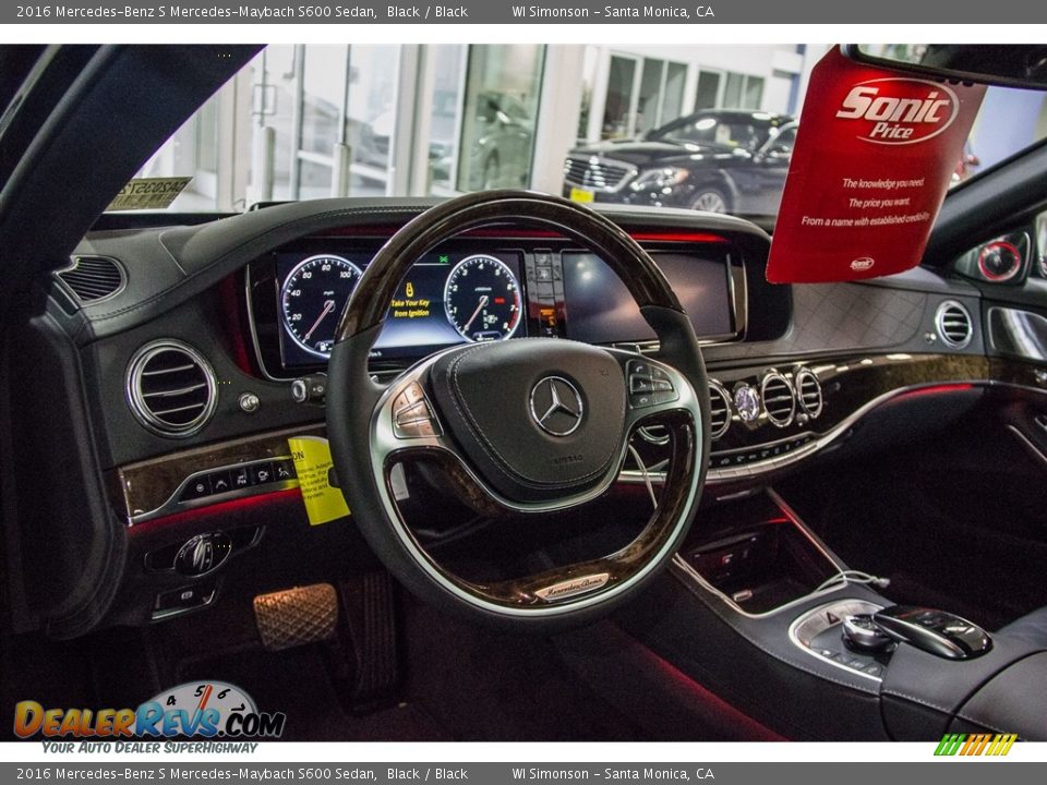 Dashboard of 2016 Mercedes-Benz S Mercedes-Maybach S600 Sedan Photo #5