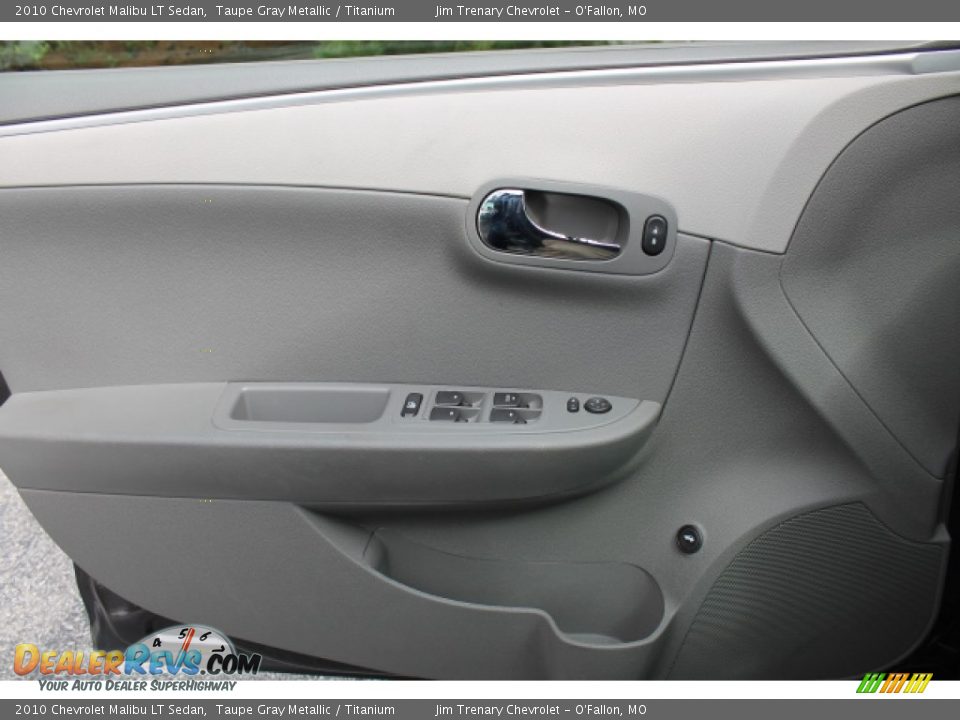 2010 Chevrolet Malibu LT Sedan Taupe Gray Metallic / Titanium Photo #15