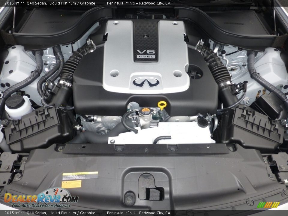 2015 Infiniti Q40 Sedan Liquid Platinum / Graphite Photo #19