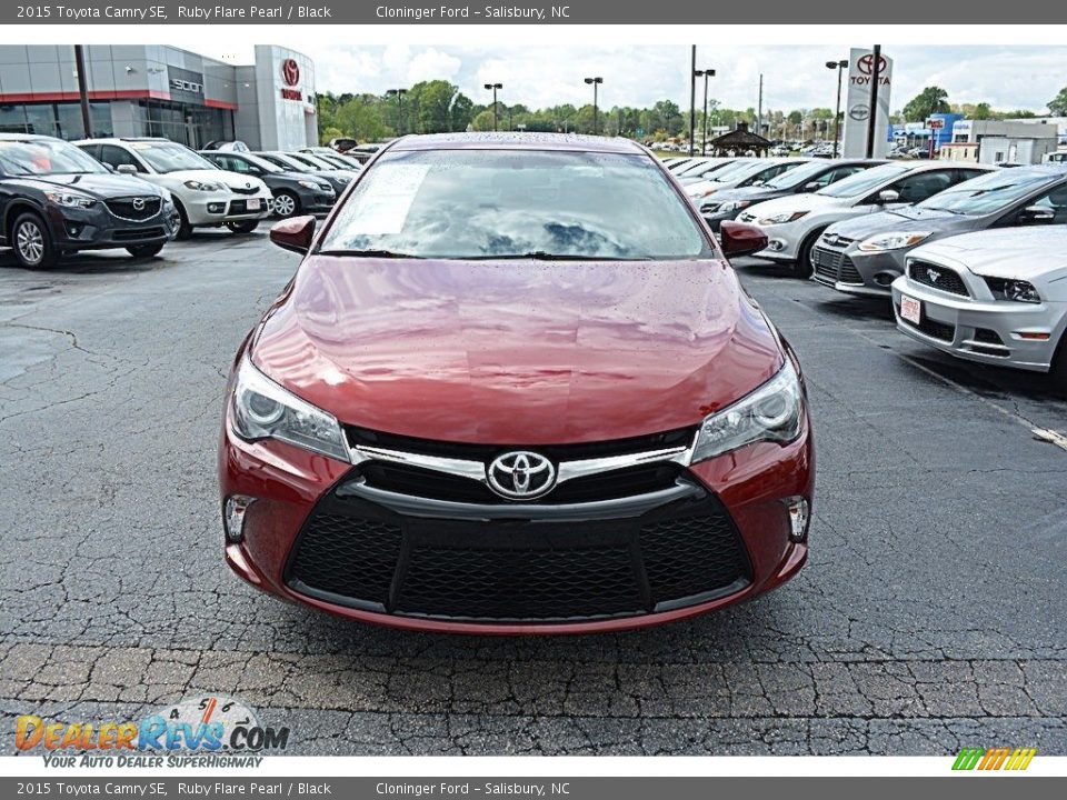 2015 Toyota Camry SE Ruby Flare Pearl / Black Photo #24