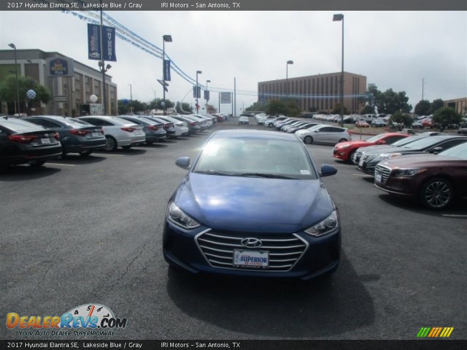 2017 Hyundai Elantra SE Lakeside Blue / Gray Photo #2