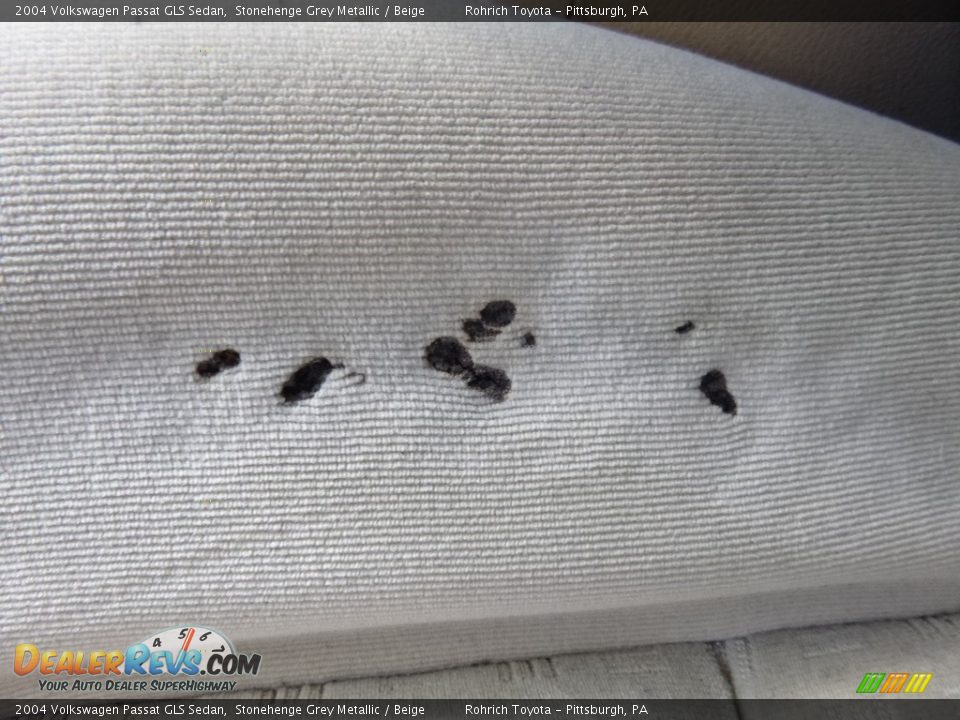 2004 Volkswagen Passat GLS Sedan Stonehenge Grey Metallic / Beige Photo #13