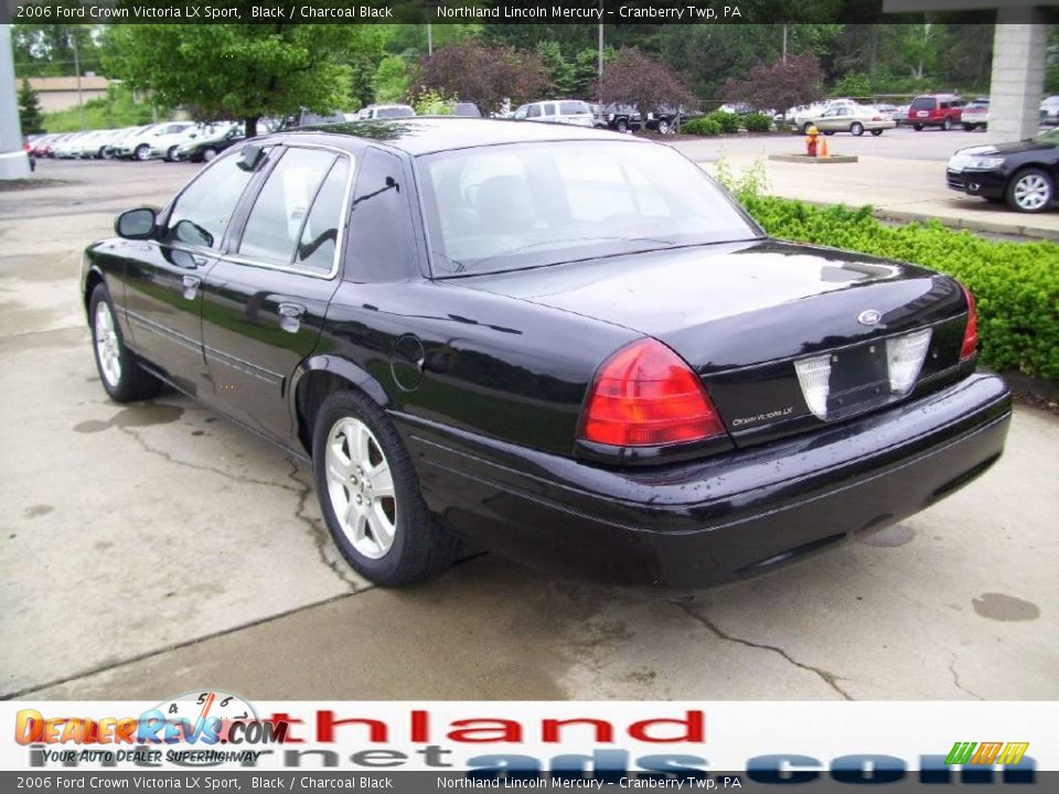 2006 Ford Crown Victoria LX Sport Black / Charcoal Black Photo #2