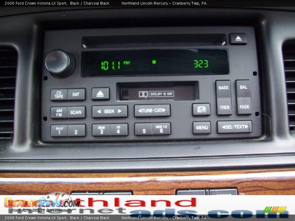 2006 Ford Crown Victoria LX Sport Black / Charcoal Black Photo #19