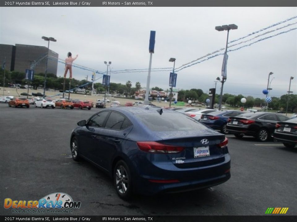 2017 Hyundai Elantra SE Lakeside Blue / Gray Photo #4
