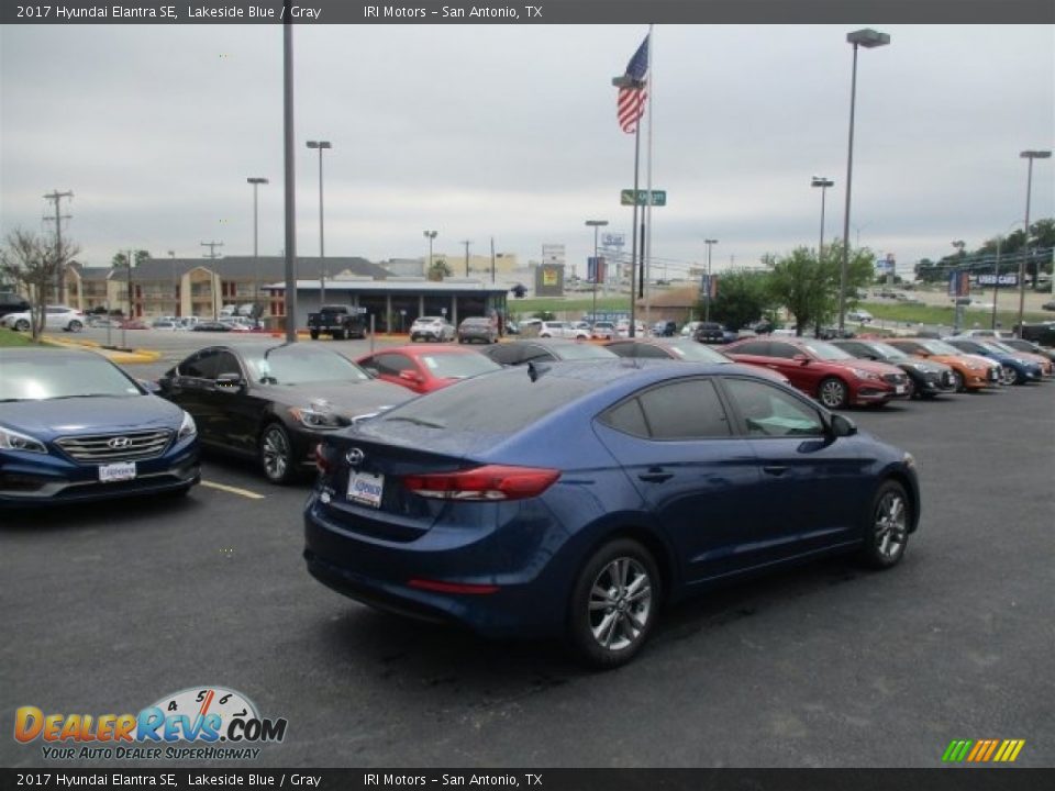 2017 Hyundai Elantra SE Lakeside Blue / Gray Photo #6