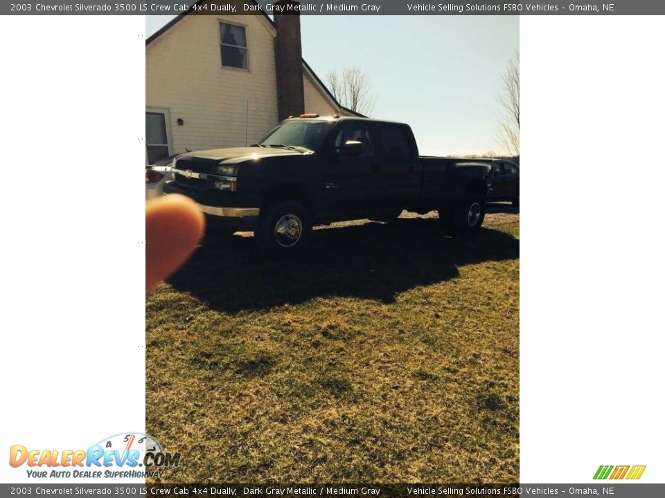 2003 Chevrolet Silverado 3500 LS Crew Cab 4x4 Dually Dark Gray Metallic / Medium Gray Photo #2