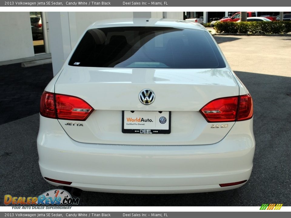 2013 Volkswagen Jetta SE Sedan Candy White / Titan Black Photo #8