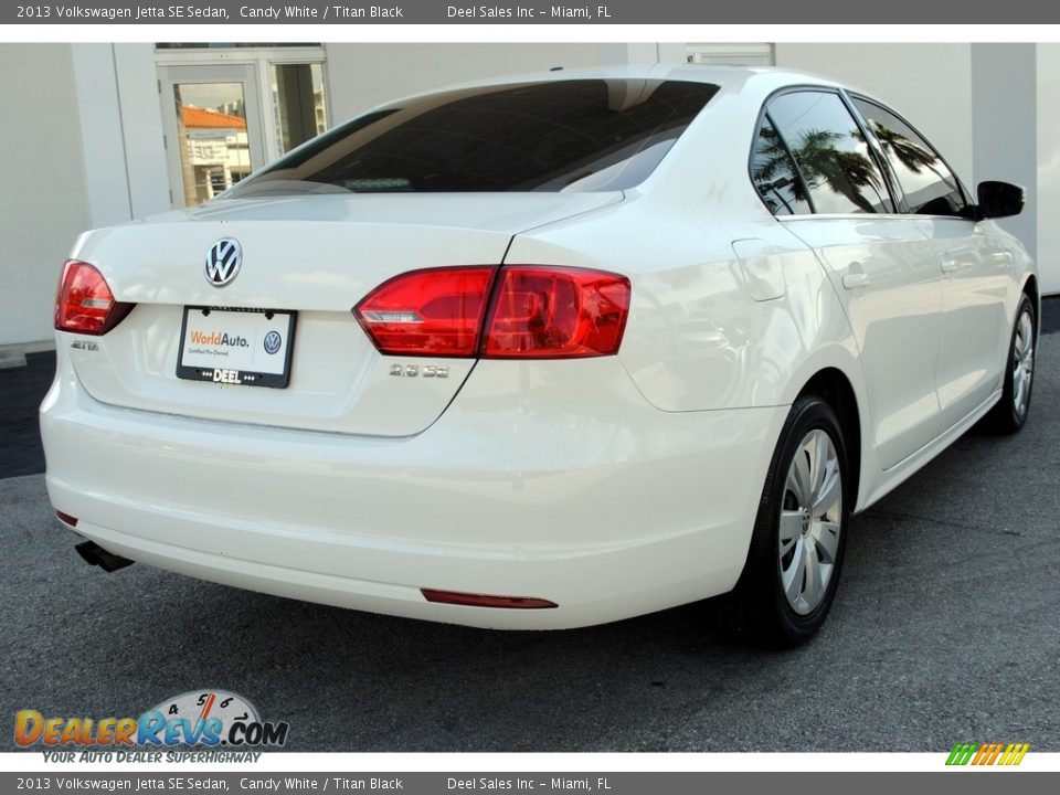 2013 Volkswagen Jetta SE Sedan Candy White / Titan Black Photo #10