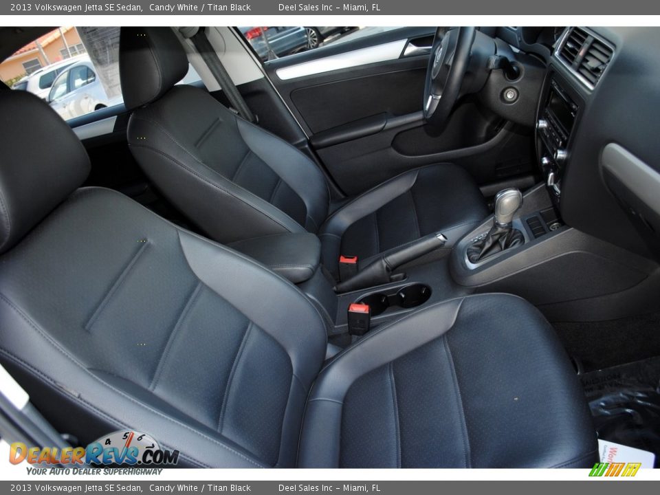 2013 Volkswagen Jetta SE Sedan Candy White / Titan Black Photo #18