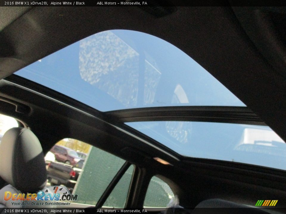 2016 BMW X1 xDrive28i Alpine White / Black Photo #11