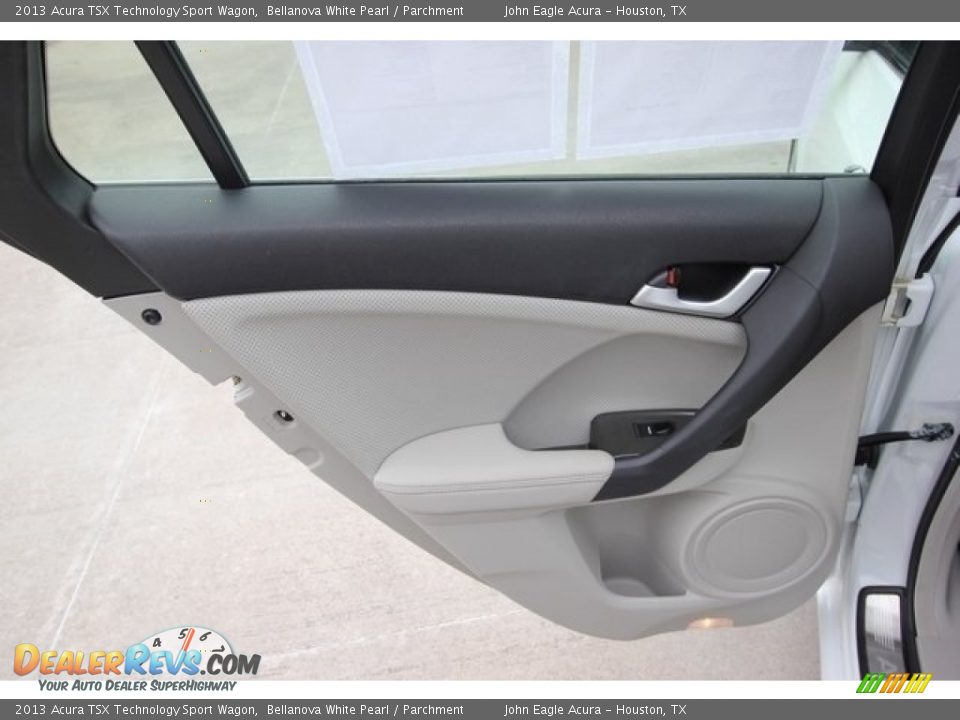 Door Panel of 2013 Acura TSX Technology Sport Wagon Photo #22