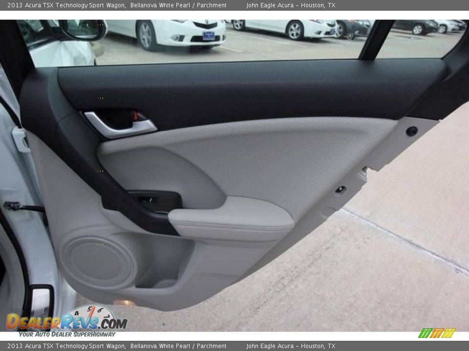 Door Panel of 2013 Acura TSX Technology Sport Wagon Photo #26