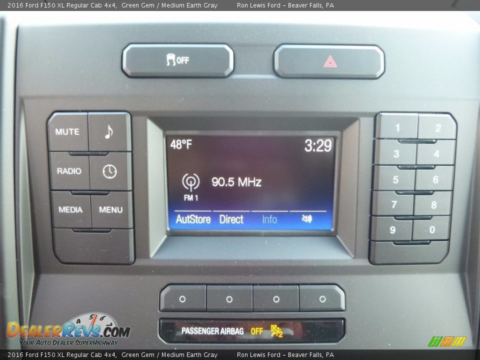 Controls of 2016 Ford F150 XL Regular Cab 4x4 Photo #18