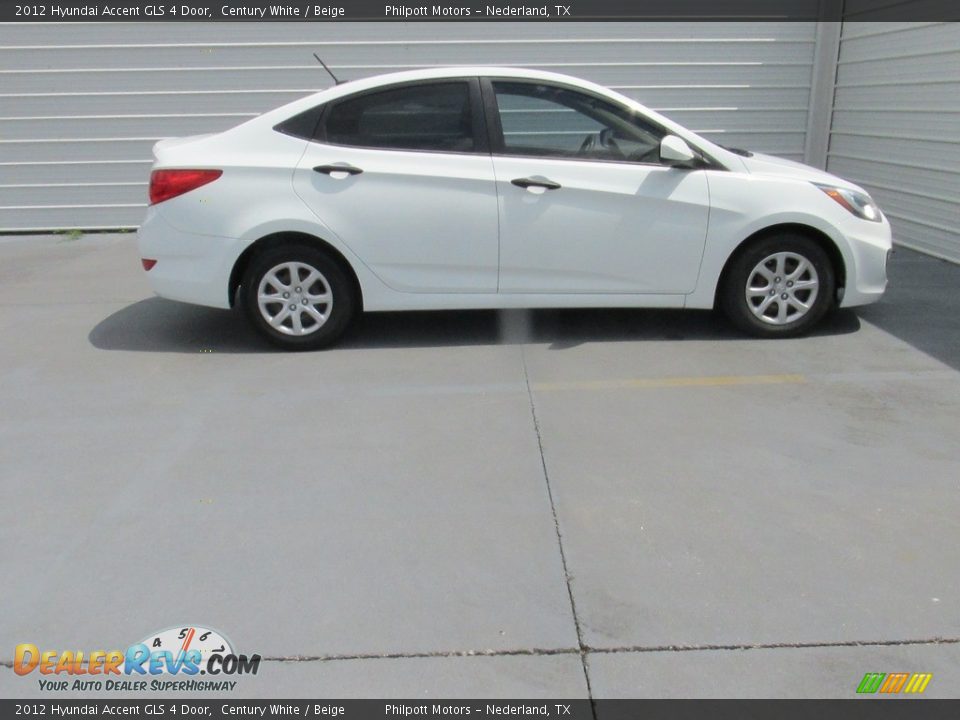2012 Hyundai Accent GLS 4 Door Century White / Beige Photo #8