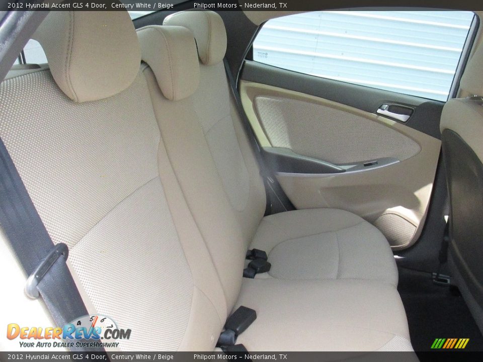 2012 Hyundai Accent GLS 4 Door Century White / Beige Photo #25