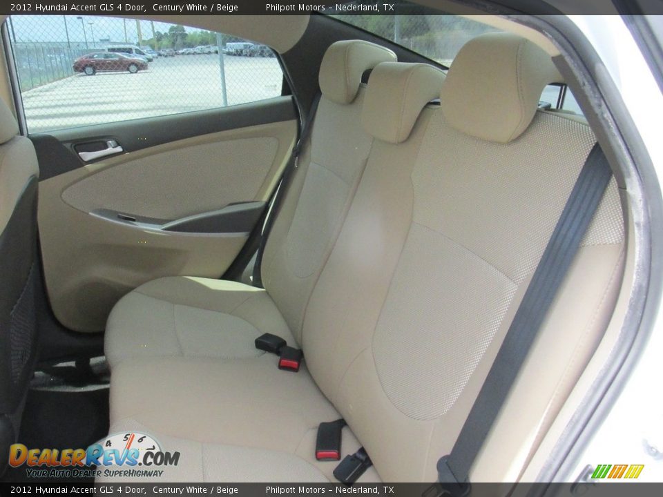2012 Hyundai Accent GLS 4 Door Century White / Beige Photo #27