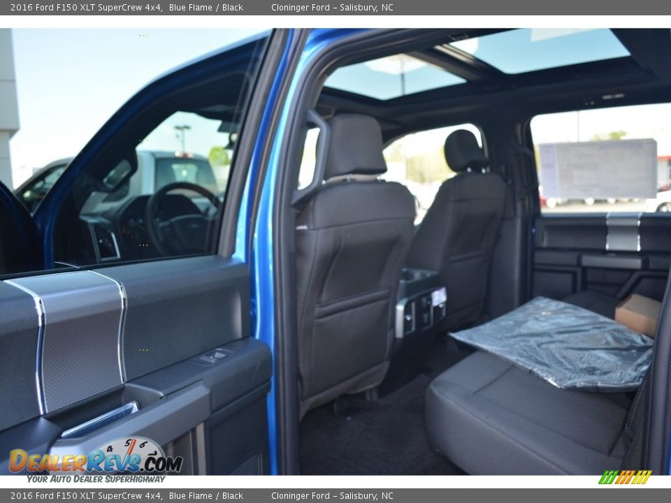 2016 Ford F150 XLT SuperCrew 4x4 Blue Flame / Black Photo #10