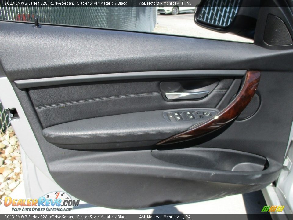 2013 BMW 3 Series 328i xDrive Sedan Glacier Silver Metallic / Black Photo #10