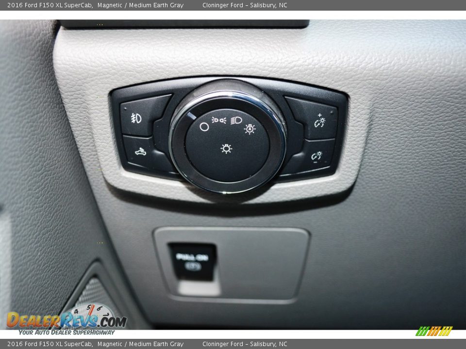 2016 Ford F150 XL SuperCab Magnetic / Medium Earth Gray Photo #9