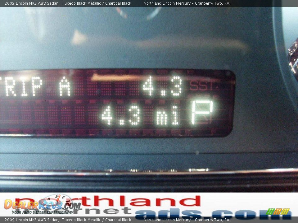 2009 Lincoln MKS AWD Sedan Tuxedo Black Metallic / Charcoal Black Photo #20