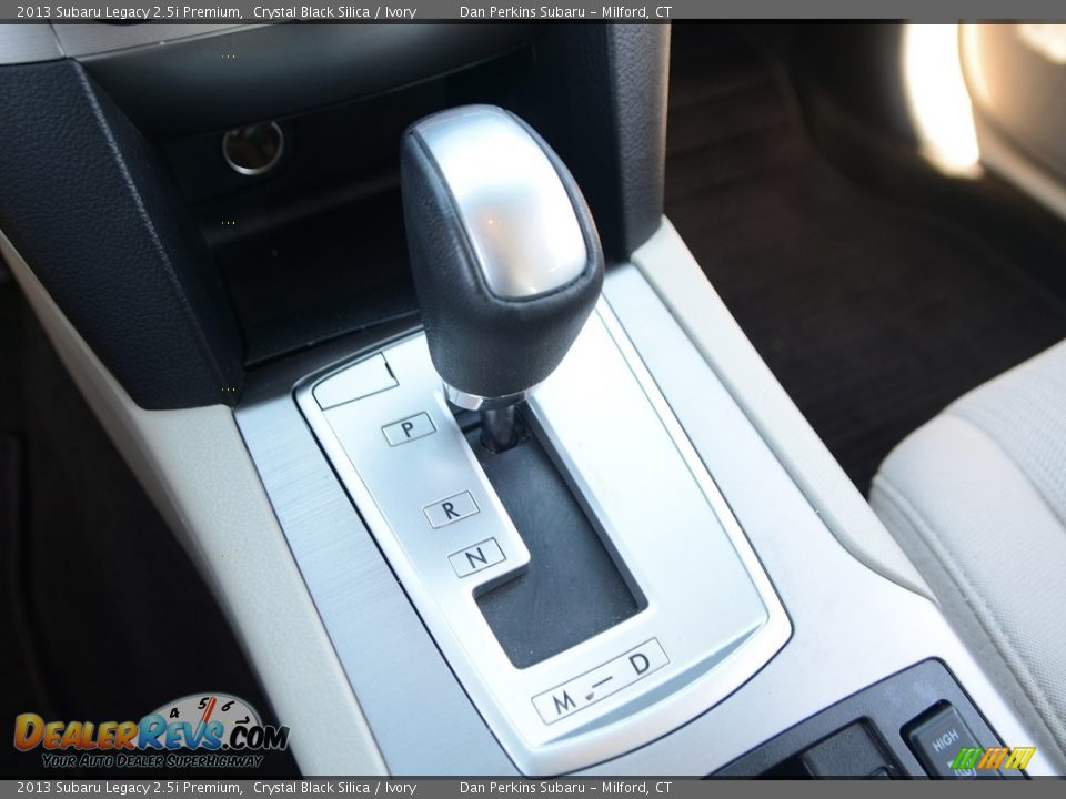 2013 Subaru Legacy 2.5i Premium Crystal Black Silica / Ivory Photo #14