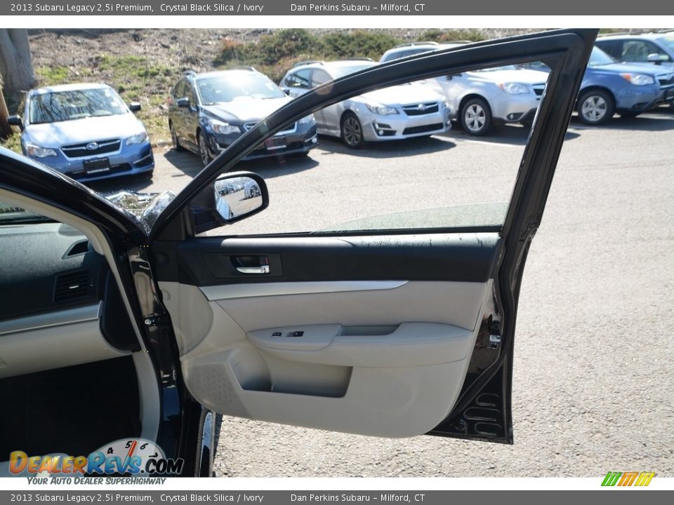2013 Subaru Legacy 2.5i Premium Crystal Black Silica / Ivory Photo #21