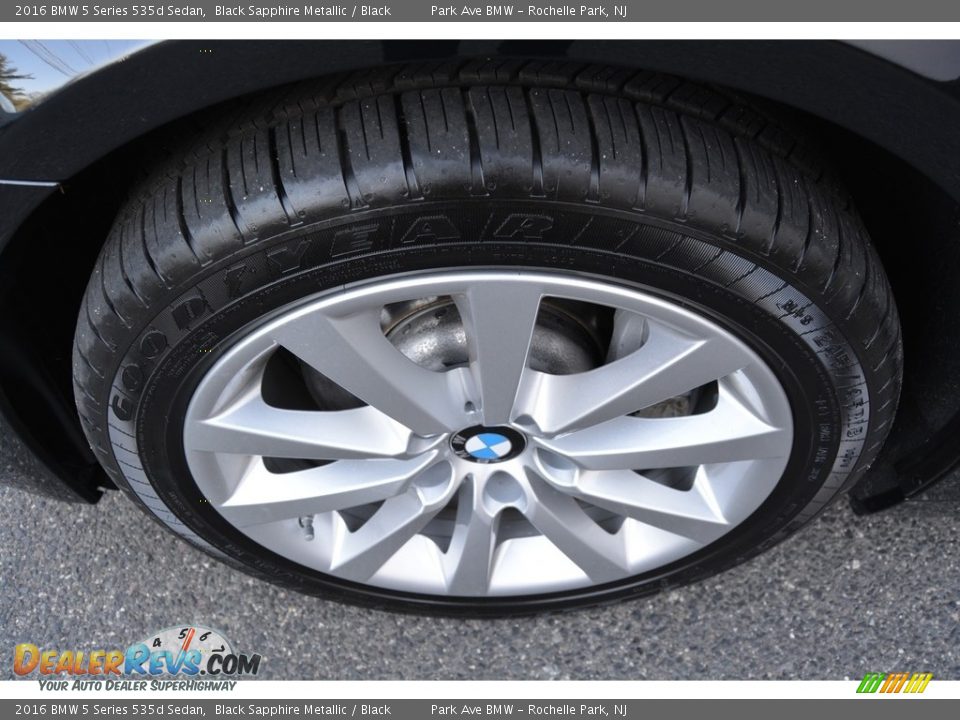 2016 BMW 5 Series 535d Sedan Black Sapphire Metallic / Black Photo #32