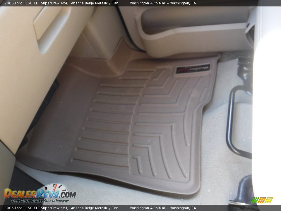 2006 Ford F150 XLT SuperCrew 4x4 Arizona Beige Metallic / Tan Photo #14